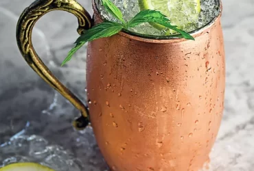 Moscow Mule Koktel u bakarnoj šolji